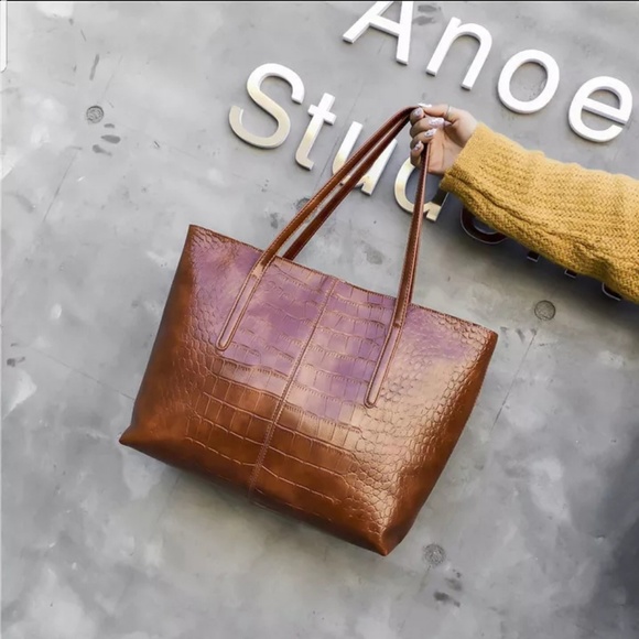 ROME Crocodile Vegan Leather Tote Shoulder Bag - Picture 3 of 8